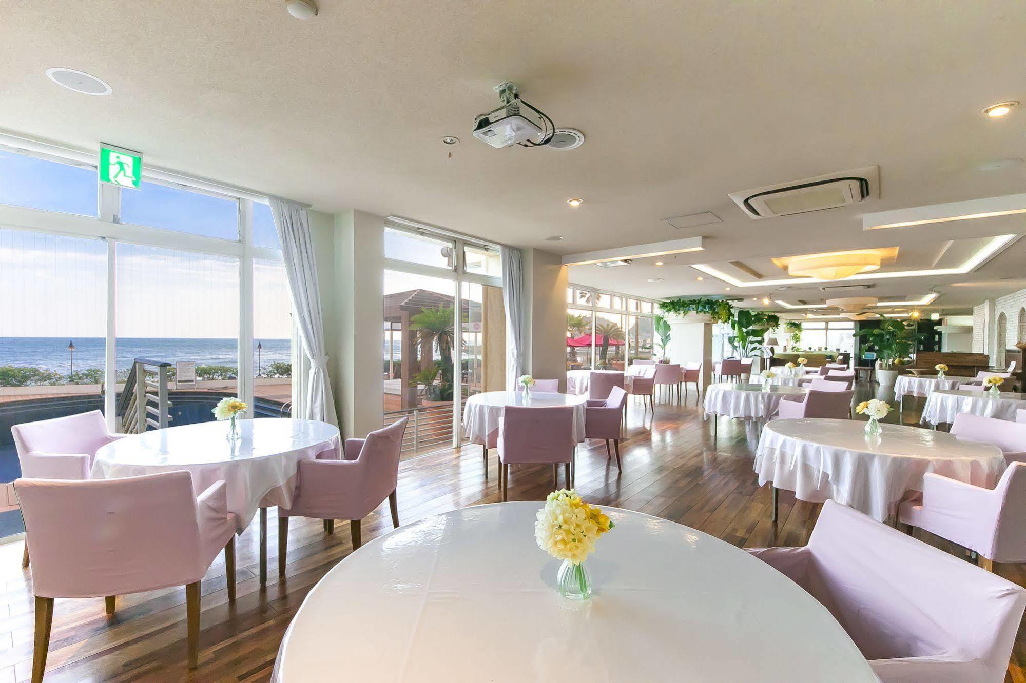 Sayan Terrace Hotel & Resort Onjuku Exteriér fotografie