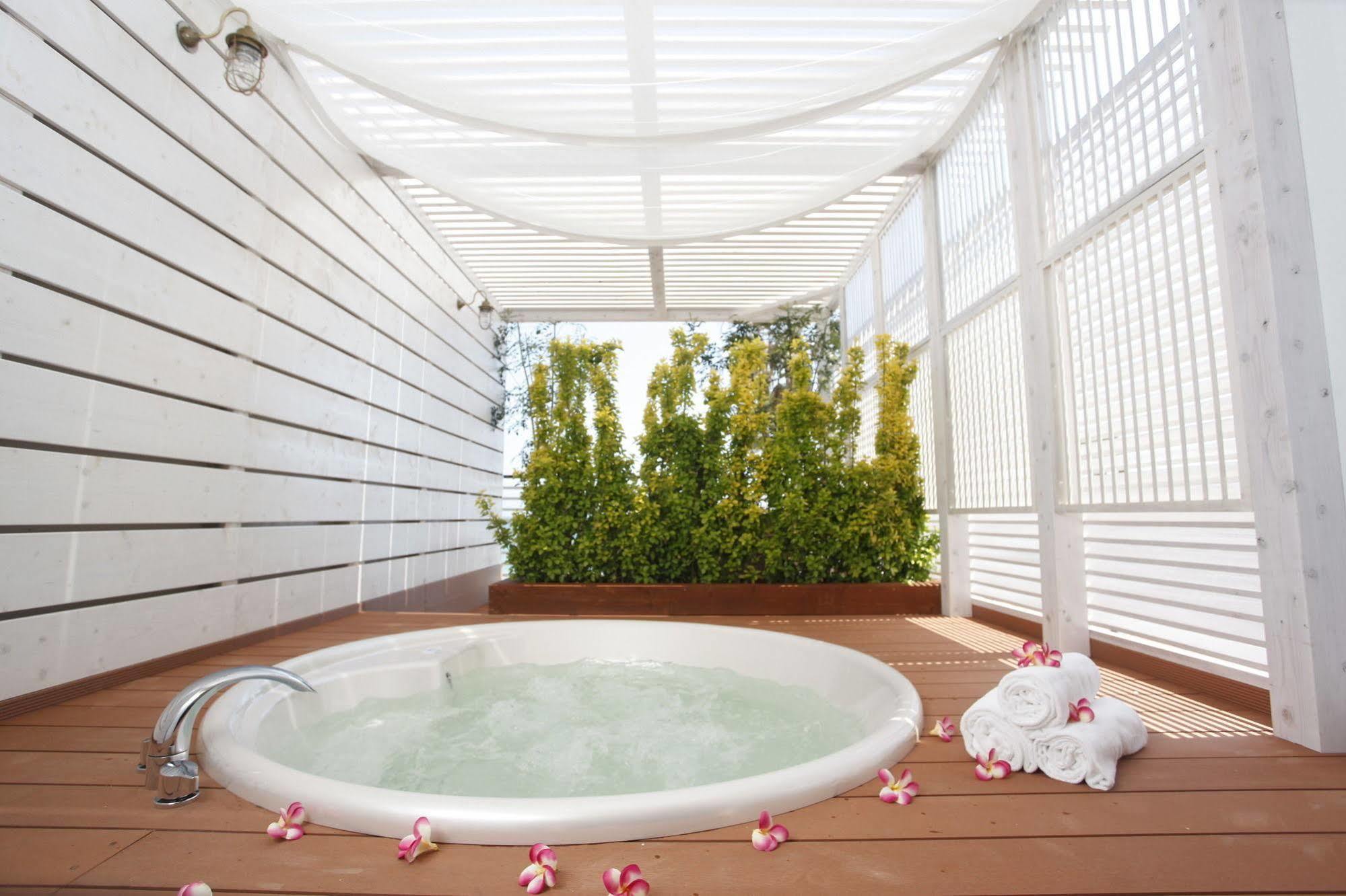 Sayan Terrace Hotel & Resort Onjuku Exteriér fotografie
